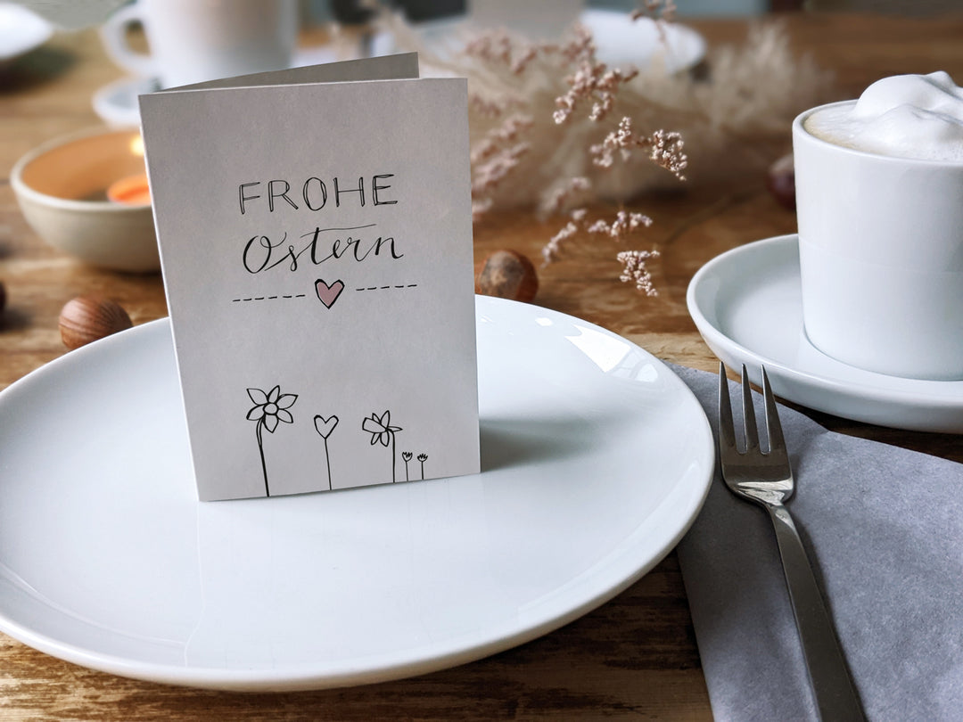 25 Geschenkanhänger frohe Ostern | Weiß | originelle mini Osterkarten zum Ostergeschenke Beschriften | A7 Recyclingpapier Klappkarten