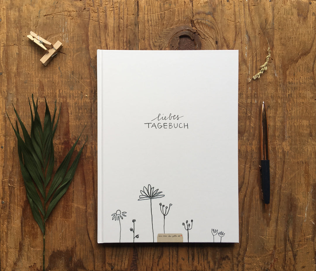 Liebes Tagebuch, Notizbuch für Erwachsene, Mädchen und Jungen, liniert, 120 Seiten, 80 g Recyclingpapier, Hardcover 18x24,5cm, Weiß mit Blumen