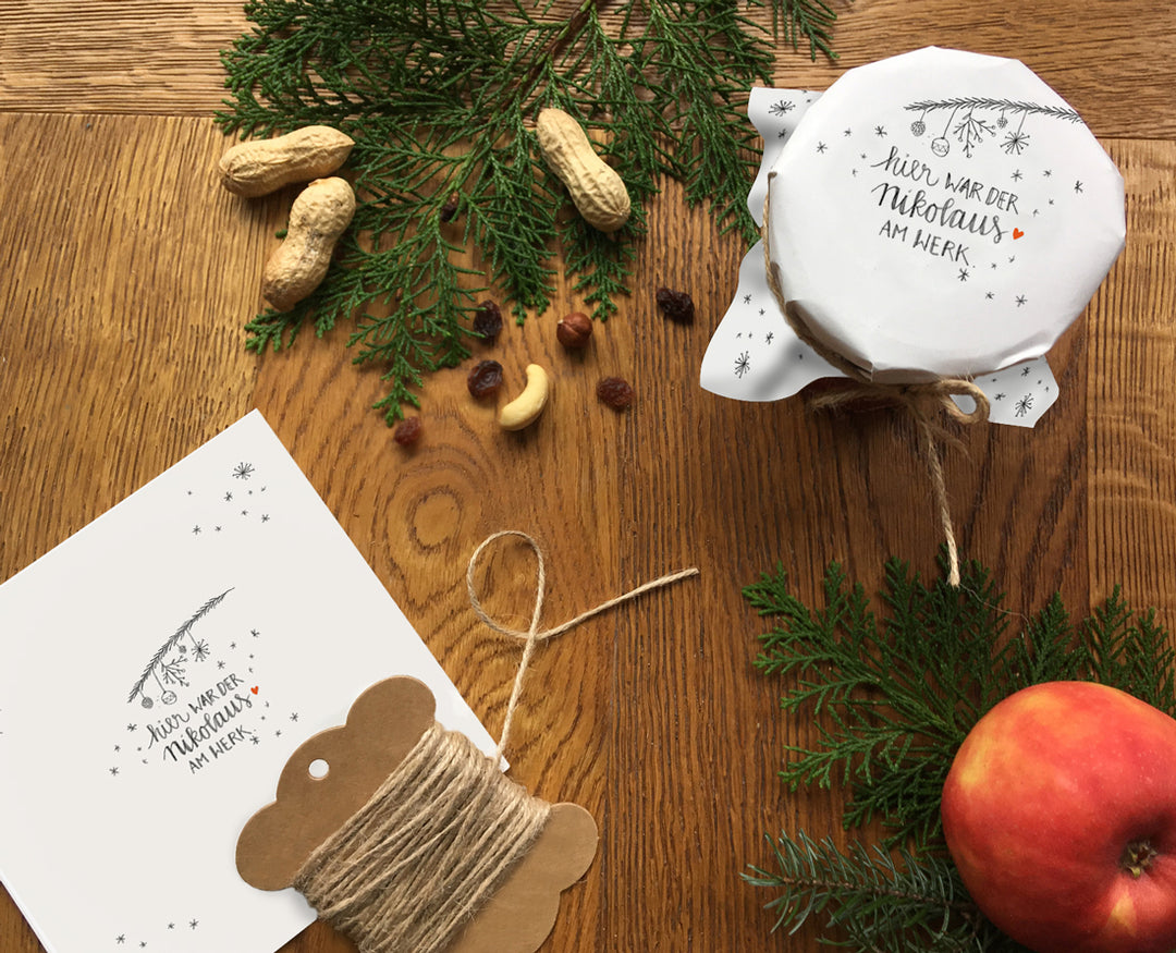 25 Marmeladendeckchen für Nikolaus | Gläserdeckchen Weiß für Marmelade & Einmachgläser | Recyclingpapier Abreißblock + 10 m Garn + Justiergummi