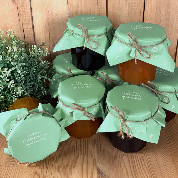 25 Marmeladendeckchen - vom Osterhasen gebracht | Gläserdeckchen grün weiß für Marmelade & Einmachgläser | Recyclingpapier Abreißblock + 10 m Jute Garn