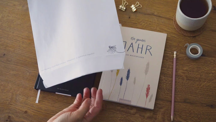 A5 Terminkalender - Kalender ohne Jahr | Wochenplaner und Notizbuch für mehr Achtsamkeit | Softcover Taschenkalender & Terminplaner