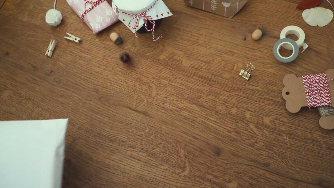 24 Geschenktüten - was für die Seele | für persönliche Geschenke & Süßes zu Weihnachten, Geburtstag, Abschied | Geschenkpapier Alternative | 14 x 22 cm | mit 24 FSC Holz Miniklammern