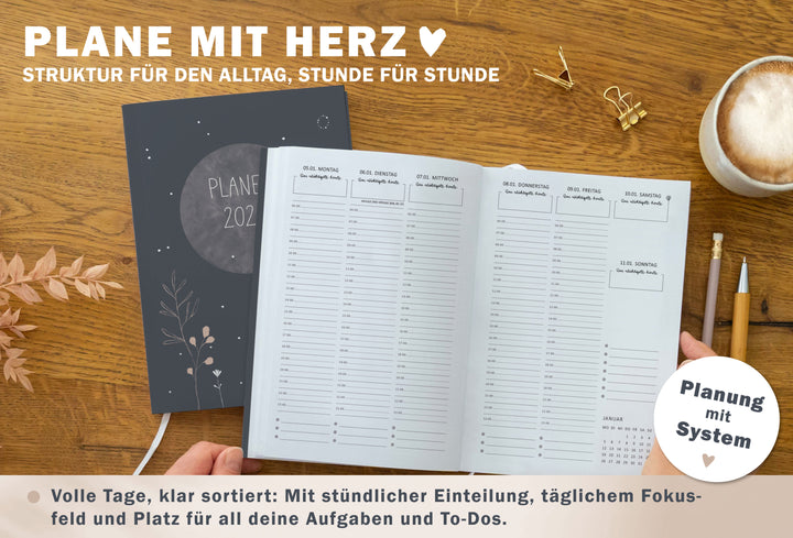 Detailansicht Wochenübersicht A5 Terminkalender 2026, blau weiß beige mit Blumen