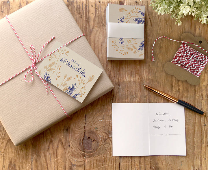 25 Geschenkanhänger frohe Weihnachten! CREME | originelle mini Weihnachtskarten zum Weihnachtsgeschenke Beschriften | A7 Recyclingpapier Klappkarten