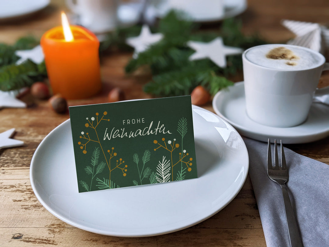 25 Geschenkanhänger frohe Weihnachten! GRÜN | originelle mini Weihnachtskarten zum Weihnachtsgeschenke Beschriften | A7 Recyclingpapier Klappkarten