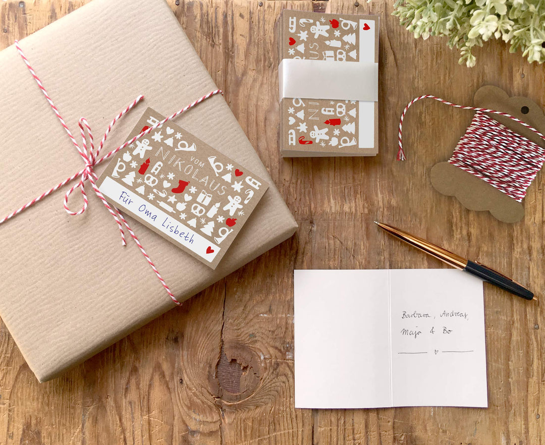 25 Geschenkanhänger vom Nikolaus BEIGE | originelle mini Weihnachtskarten zum Weihnachtsgeschenke Beschriften | A7 Recyclingpapier Klappkarten