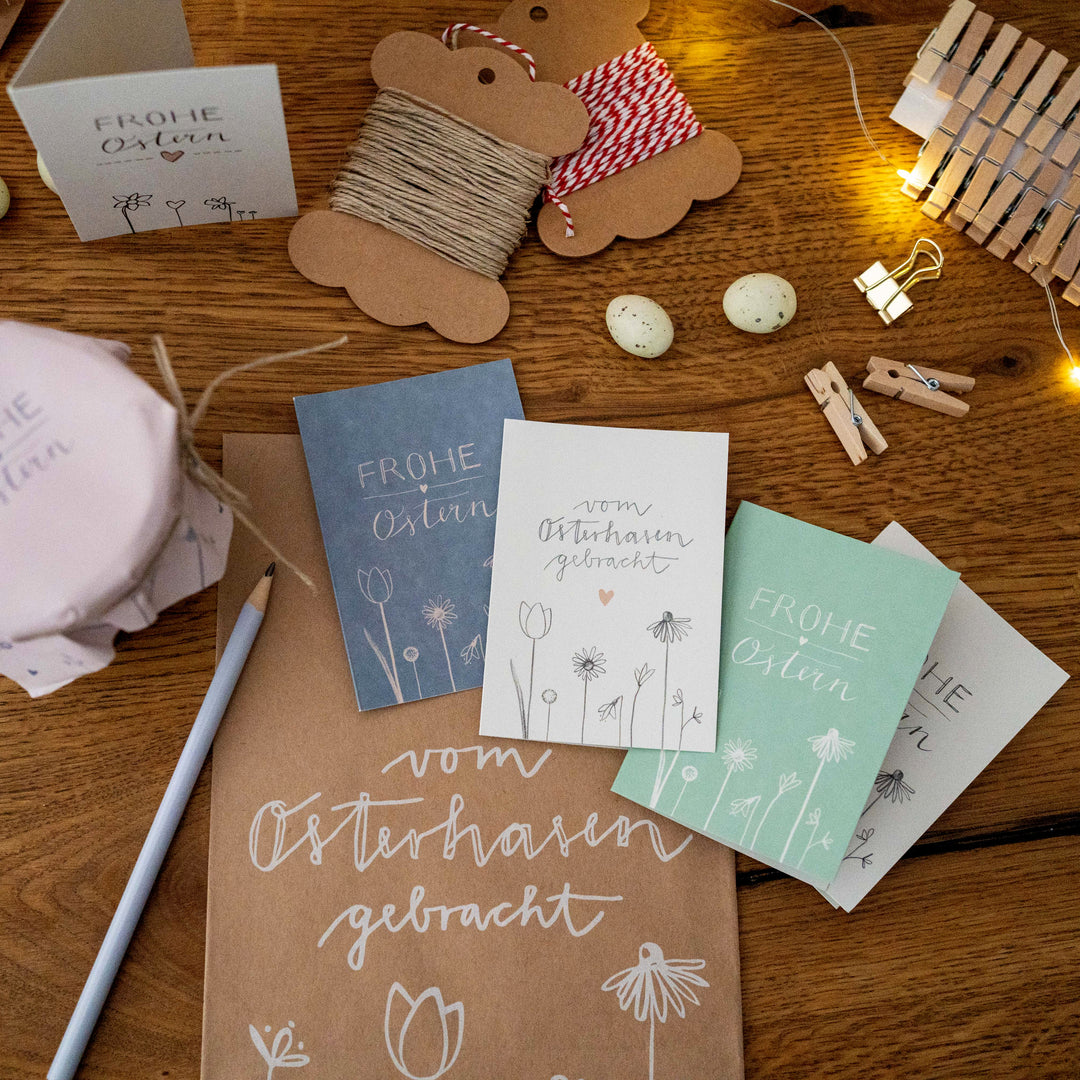 Ostertüten Set - vom Osterhasen gebracht - 12 bedruckte Kraftpapiertüten als Osternest Alternative, Geschenktüten für Ostergrüße, Geschenke & Giveaways, 14,5 x 26 cm