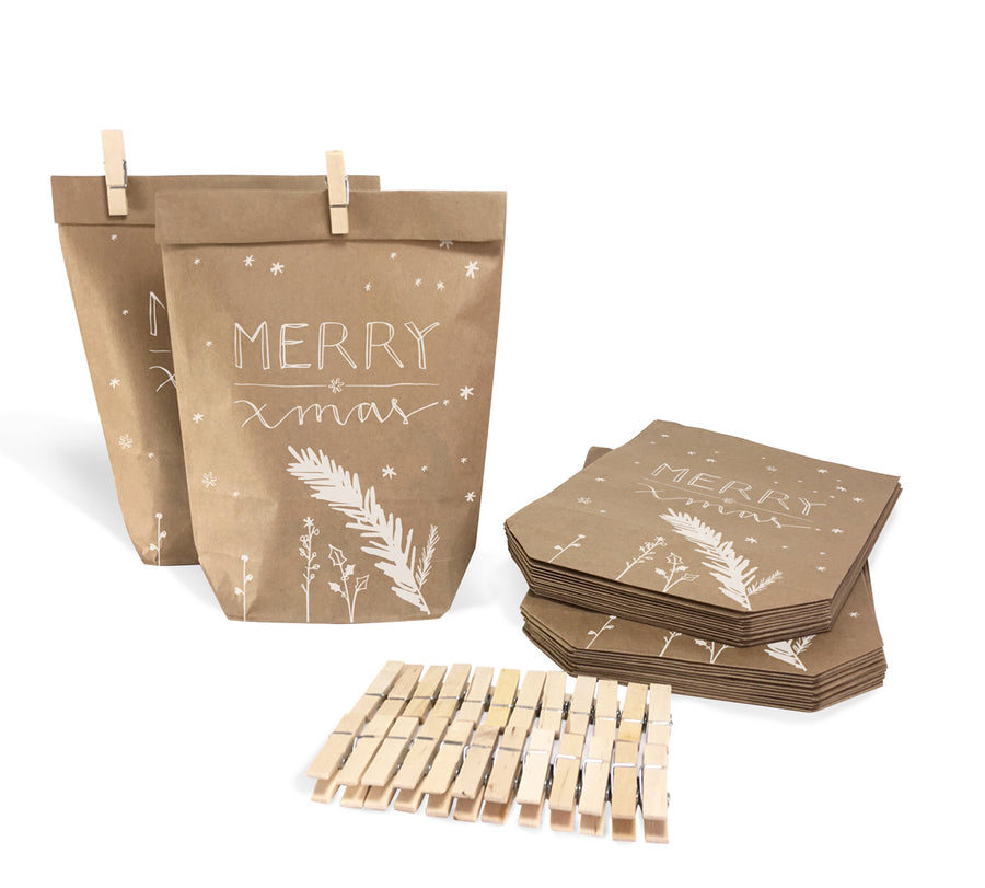24 Weihnachtstüten Geschenktüten - merry xmas | Geschenkpapier Alternative für Geschenke, Plätzchen, Kekse | 14 cm x 22 cm | mit 24 FSC Holz Miniklammern