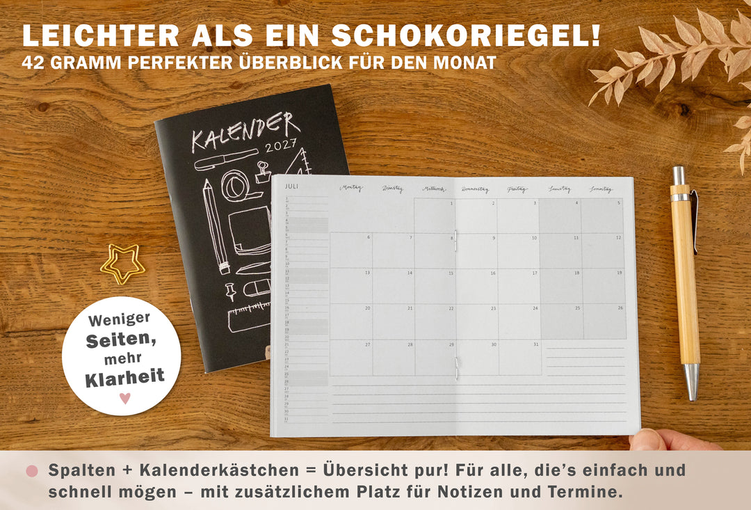 A6 Jahreskalender 2027 als leichtes Kalenderheft mit 42 Gramm, Monatsübersichten, Jahresplan, Notizseiten und Softcover.