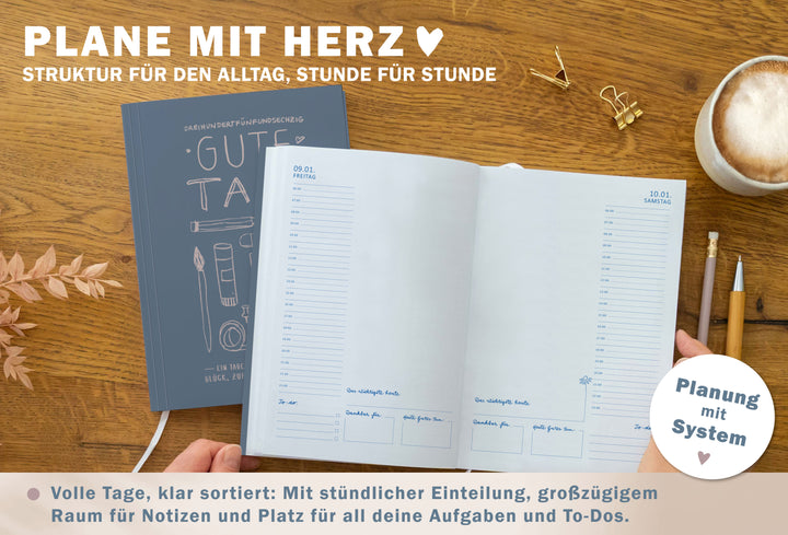 Detailansicht Cover und Inhalt Tagesübersicht A5 Terminkalender 2026, blau weiß rosa