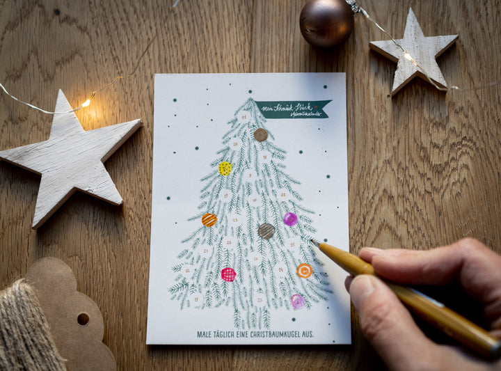 Adventskalender Postkarten mit Baumkugeln zum Ausmalen | Mini Adventskalender als Alternative für Weihnachtskarten & Weihnachtsgrüße | Grün Weiß