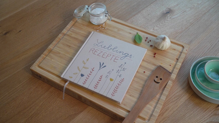 Rezeptbuch zum Selberschreiben | blanko Kochbuch für 80 Lieblingsrezepte | Blumen Design in Creme Beige | Premium Hardcover, 21x21 cm
