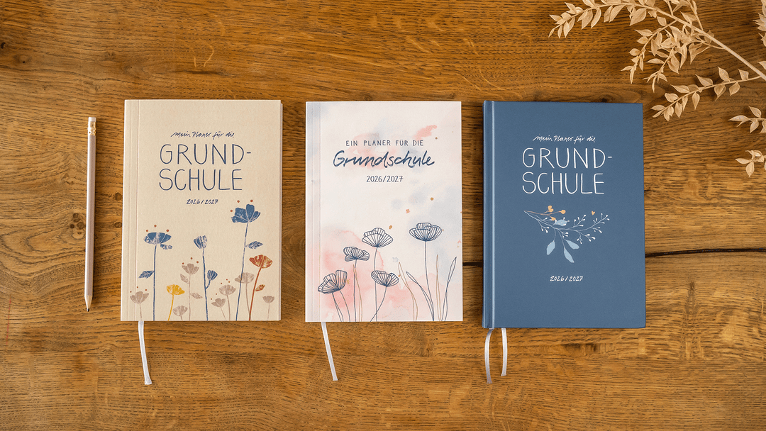 Lehrerkalender 2026 2027 | A5 Grundschulplaner Hardcover oder Softcover für Unterrichtsvorbereitung & Schuljahr Planung | 1 Doppelseite pro Woche | klimaneutral