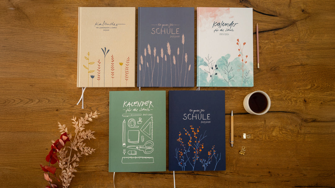 Lehrerkalender 2026 2027 | A4 Lehrer-Planer für Unterrichtsvorbereitung & Schuljahr Planung | 1 Doppelseite pro Woche | klimaneutral, creme mit Blumen