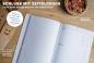 Preview: Blanko Rezeptbuch zum selbst gestalten, Vintage Design in Creme Blau Altrosa mit Blumen