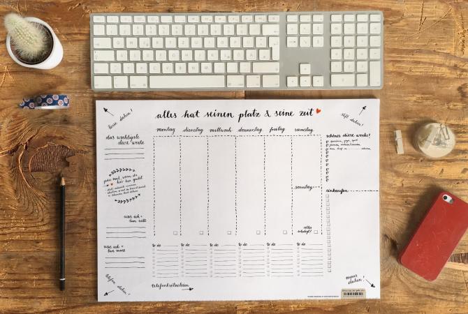 Nachhaltige Design Schreibtischunterlage aus Papier für Minimalisten