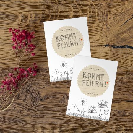 kommt feiern Einladungskarte im floralen Design, weiß, beige