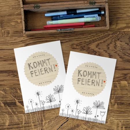 kommt feiern Einladungskarte im floralen Design, weiß, beige, rot