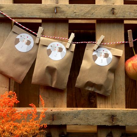 Adventskalenderzahlen zum Basteln für den Paar Adventskalender in Weiß Beige
