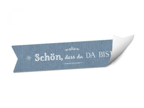 Gastgeschenk Sticker - Schön dass du da bist! | 24 Wimpel Aufkleber im Vintage Typografie Design | Blau Weiß | Tischdeko für Hochzeit & Party