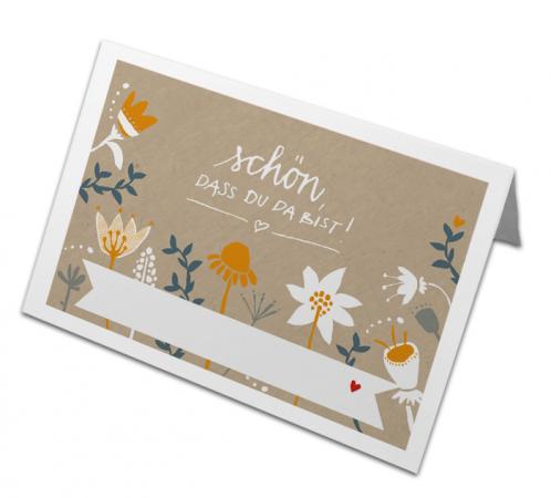Hochzeit Tischkarten Beige - Schön, dass du da bist! | Recyclingpapier Namenskarten als Tischdeko & Sitzordnung | retro Folklore Design mit Blumen
