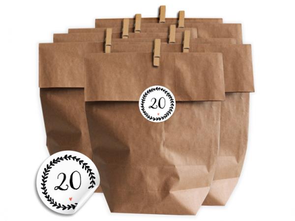 Adventskalender-schwarz-weiß-industrial-design-blogger-stil-schlicht-edel-dezent-reduziert-tafellook-industriell-kalligrafie-kalligraphie-adventstüten-kraftpapier-papiertüten-papier-tüten-geschenktüten-24-advent-weihnachtsgeschenk-geschenke-kalender-weihn