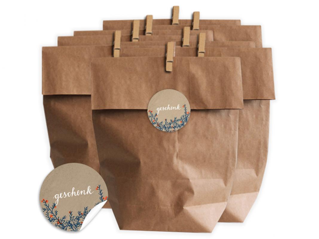 Geschenktüten zum Geschenke verpacken und Befüllen in Beige Blau