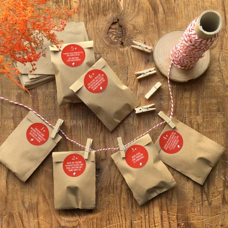 Adventskalenderzahlen mit Aufgaben selbstklebend zum Adventskalender Basteln für Erwachsene, Rot Weiß