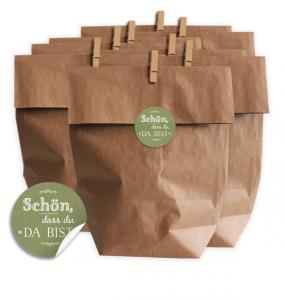 24 Geschenktüten - Set - für Kekse, Plätzchen, Gastgeschenke, etc. mit - Schön, dass du da bist - Aufkleber - Chic Grün -